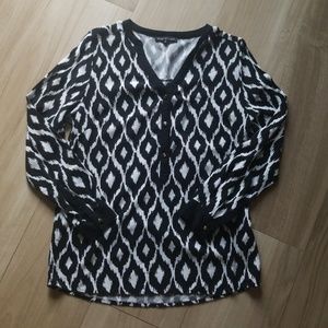 Black white printed shirt